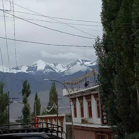 Hotel Sky Desert - Leh Ladakh Ut Εξωτερικό φωτογραφία